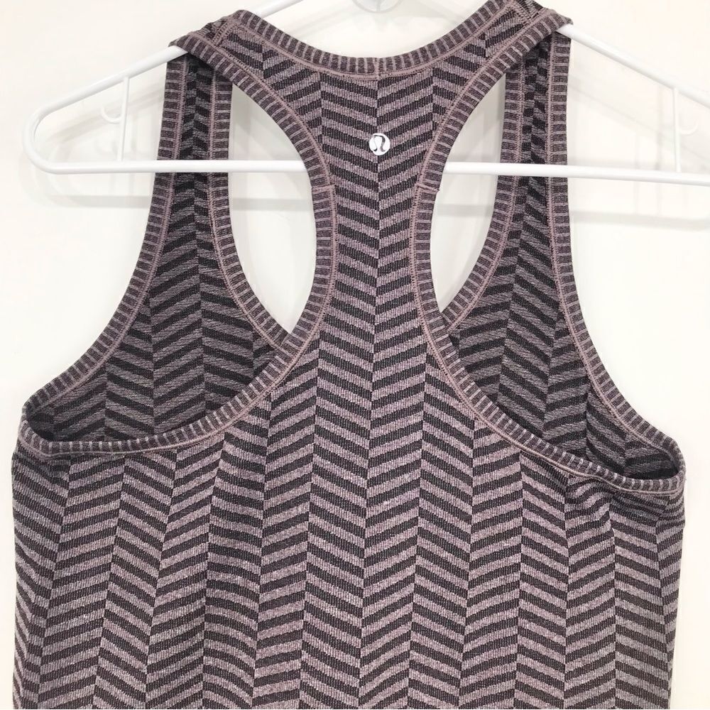 Lululemon Run Swiftly Tech Racerback in Chevron S… - image 5